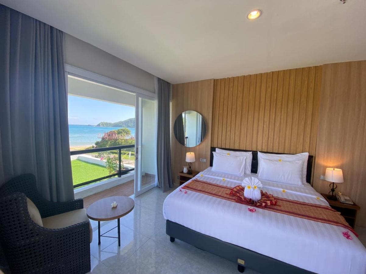Raja Hotel Kuta Mandalika Resort & Convention מראה חיצוני תמונה