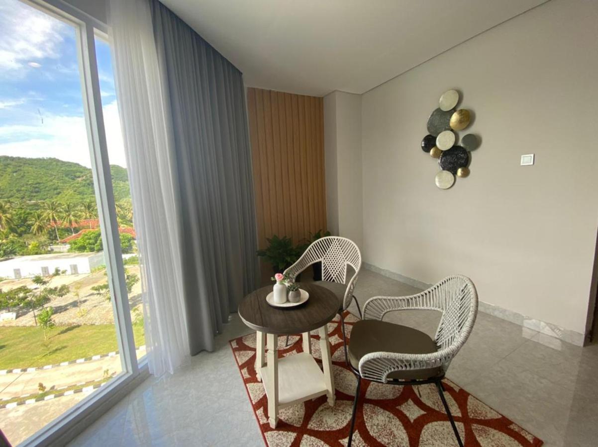 Raja Hotel Kuta Mandalika Resort & Convention מראה חיצוני תמונה